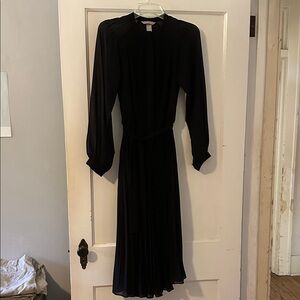 H&M Pleated Chiffon Midi Dress, Size XS